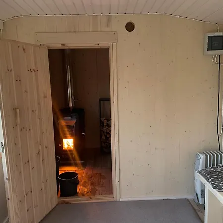 Auhon Sarastus - Dream By A Вилла